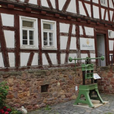 Haus aus Messel, Sitz der Goldschmiede