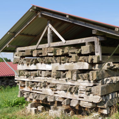 Lagerndes historisches Gebäude