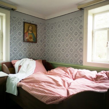 Bett im Haus aus Sieblos